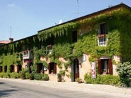 Hotel Principato Di Ariis Rivignano Exterior foto